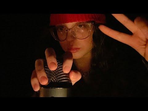 ASMR fast & aggressive mic scratching, gripping, and tapping