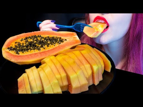 ASMR: Eating A Juicy & Fresh XXL Papaya | How to Cut & Enjoy 🥭 ~ Relaxing Eating [No Talking|V] 😻