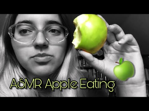 Food ASMR: Eating an Apple 🍏 | Crunching & Chewing | No Talking