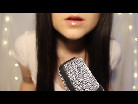 ❤ASMR❤CLOSE UP WHISPERING AND MOUTH SOUNDS!