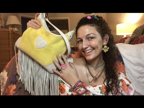 ASMR ~ 👛💄what's in my JUICY COUTURE PURSE these dayz!💄👛 (soft spoken, GUM chewing, SO many sounds!)
