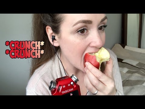 Fun Facts with Crunchy Carrot/Apple Bites [Mouth sounds] [ASMR]