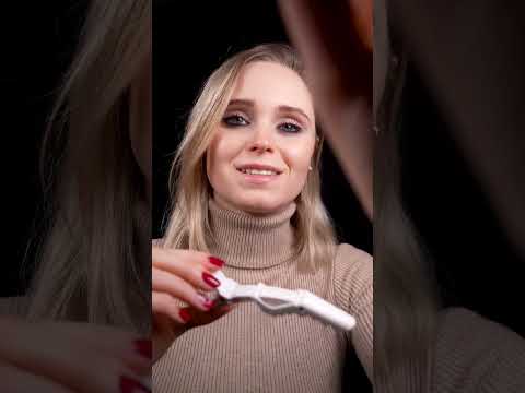 #ASMR | Clipping your hair back (30 of 31)