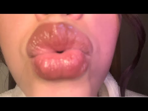 Fast and chaotic ASMR- Upclose kisses for tingles and sleep😚💋