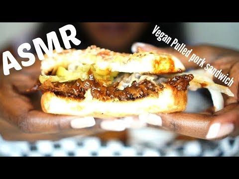 🌱ASMR eating: Vegan PULLED PORK SANDWICH (NO TALKING) Eating sounds