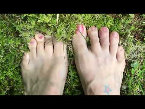 ASMR bare feet toes walking on moss grass relaxing