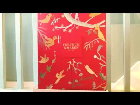 ASMR | Best Ever Advent Calendar: 25th Dec Unboxing *Whispered British Accent*