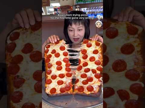 ASIAN MOM EATING PIZZA FOR THE FIRST TIME #shorts #viral #mukbang