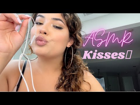 ASMR | KISSES💋+ Mouth Sounds (Slow and Fast)