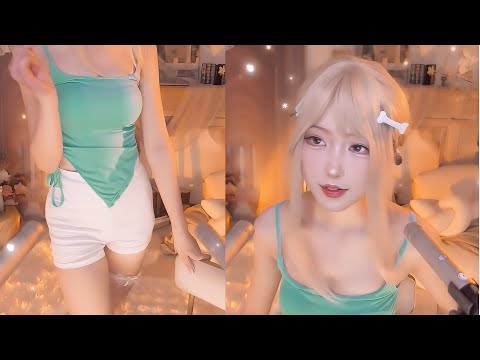 ASMR Can Give You Tingles 🤗 ( Licking & Blowing )