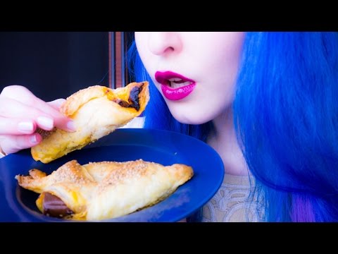 ASMR: Pigs in a Blanket - Kilted Sausages ~ Relaxing Eating Sounds [No Talking | Vegan] 😻