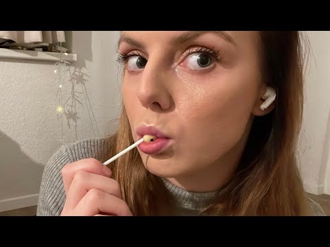 Asmr | playing and licking a lollipop 🍭 | mouth sounds and wet sounds 💦😋 | personal attention