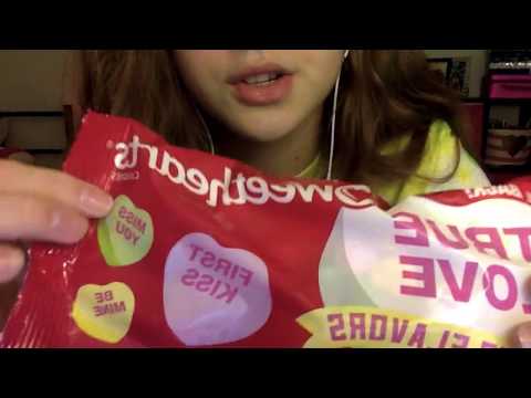ASMR // what i got for valentines day // sound assortment // tapping, eating, scratching, crinkles