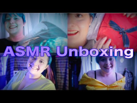 ASMR Unboxing 📦🎁 Throne Gifts [Whispered]