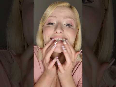 😘Teeth Tapping✨️ #asmr #shorts #mouthsounds #tapping #teeth #asmrtingles #asmrtist #shortvideo