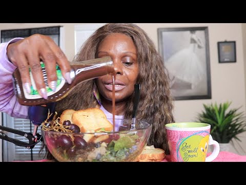 Balsamic Vinaigrette Salad ASMR Eating Sounds