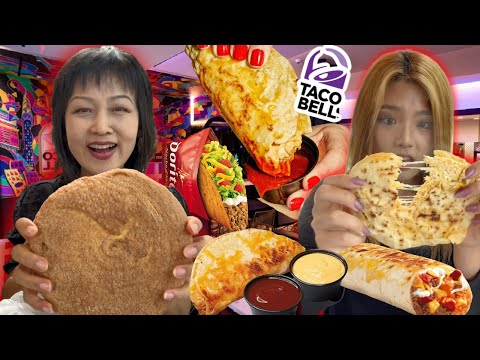 TRYING NEW TACO BELL DIPPING TACOS & NEW DESSERTS! GRILLED CHEESE BURRITO, DORITOS LOCOS NACHO TACOS