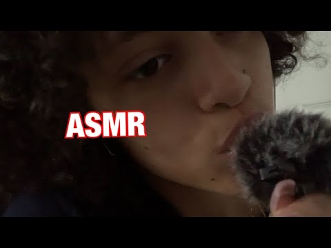 ASMR| MOUTH SOUNDS AND HAND MOVEMENTS