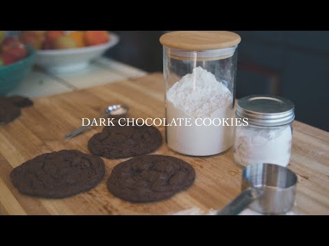 How to Make Dark Chocolate Cookies [No Talking]