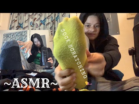 ASMR sock scratching - FEET ASMR