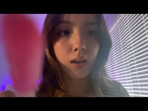 quickly doing your lipstick - asmr