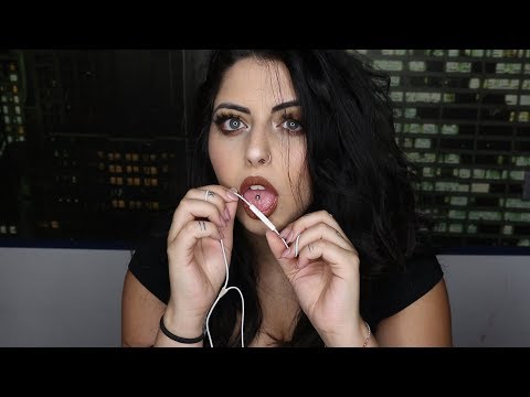 ASMR | EATING MICROPHONE| Intense mouth sounds and kissing