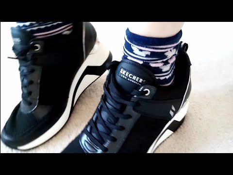 Asmr Skechers Wedge trainers unboxing and try on.