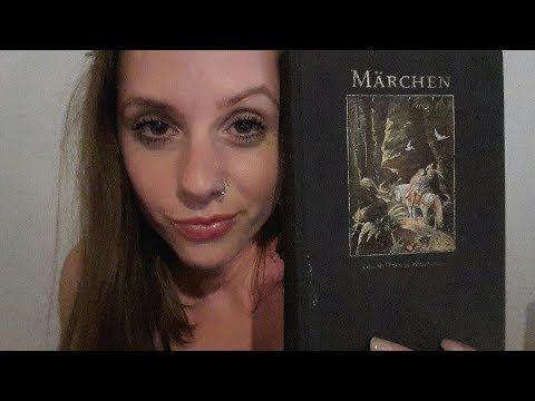 ASMR Role Play  German MÄRCHENSTUNDE (gum chewing, tapping, reading)