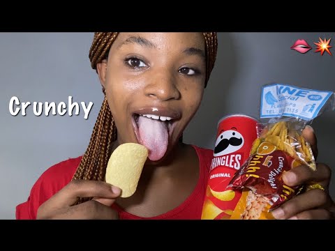ASMR| Trying CRUNCHY Snacks~ Chewing & Drinking Mouth Sounds. Relaxing Triggers & lots of Tingles