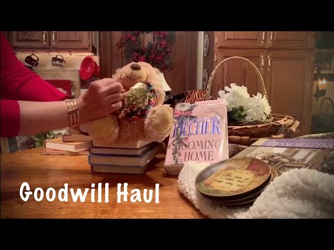 ASMR Goodwill Haul (Soft Spoken) Clothing & books, baskets & purses