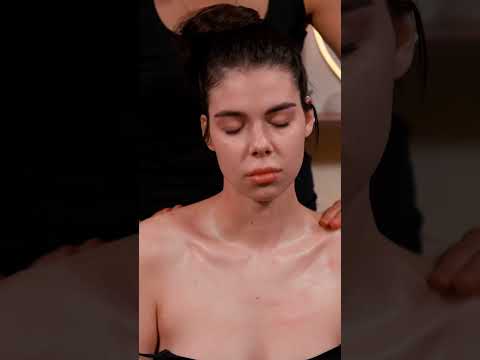 ASMR relaxing massage of neck line and décolleté for a beautiful girl Lisa