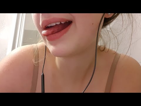 Closeup camera and mic licking | ASMR tongue relax