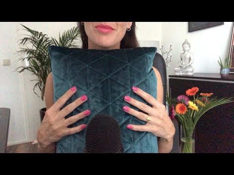 ASMR - Fingertip Tapping on pillows - Fast Tapping - No Talking