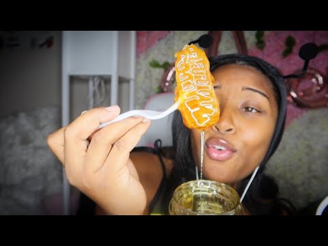 [ASMR] Honey Comb Eating Sounds | Roleplay ❤️ 🍯🐝