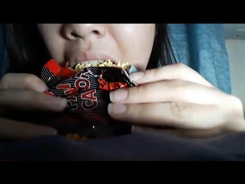 ASMR Crushing and Eating CRUNCH Uncooked Noodles ( NOT PRANK )