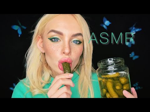 ASMR Pickle cucumber and Tomato 🥒🍅 / АСМР Хруст ОГУРЧИКОВ 👅/ BIG Crunch