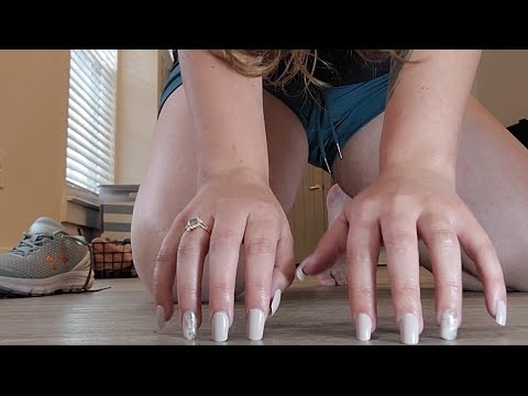 Giant Skin + Fabric Scratching • Nail Tapping ASMR