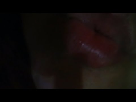ASMR - Lens licking/Spit painting/kisses/Respiracion(video Cortito,casero)