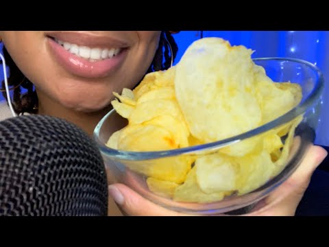ASMR | Eating Salt & Vinegar Chips 😋 Crunchy Eating Sounds