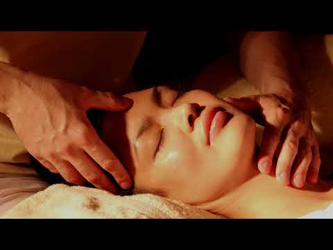 (3D binaural immersive sound) Lotion ear massage combined with ear cupping