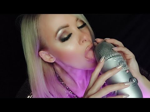 ASMR  lick microphone with mouth sounds Kissing sounds #notalking #asmr #mouthsounds #kissing