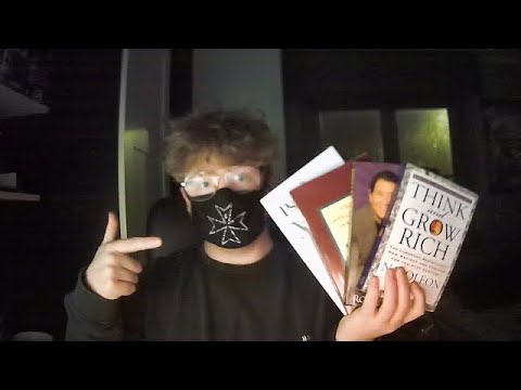 ASMR 1 min book store roleplay