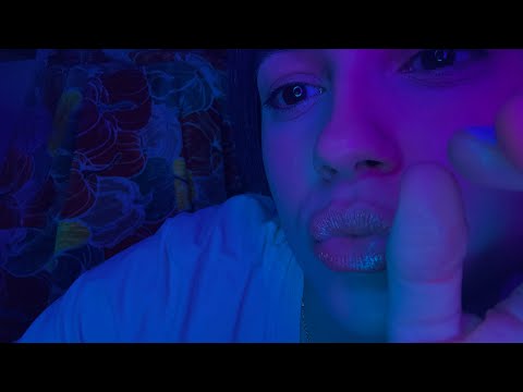 ASMR | BEDTIME KISSES | CLICKY WHISPERS | HAND MOVEMENTS ( INSTANT TINGLES) 💤💙