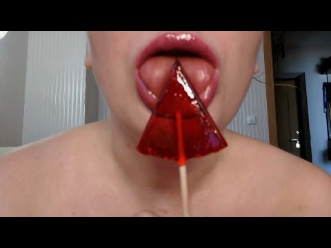 ASMR Licking 💦 Lollipop 🍭 Mouth Sounds 👅