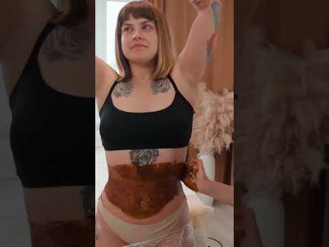 Fun chocolate body wrap with Eveline #wrap #fannyvideo #shorts