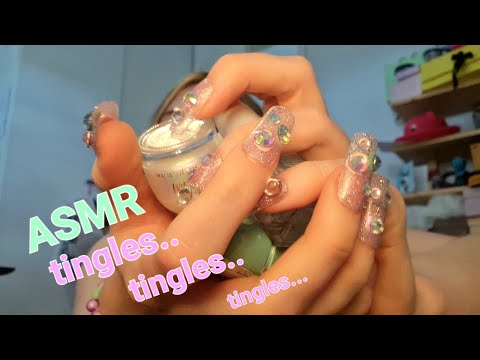 playing with nailpolish asmr with long nails, chewing cum