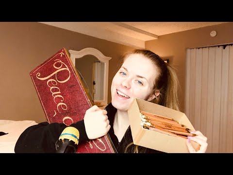 ASMR! Wood Tapping And Scratching!