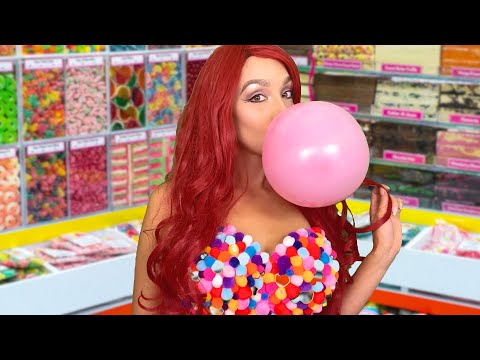ASMR | Gum Chewing / Mouth Sounds / Balloon Tapping