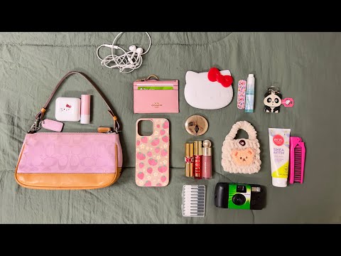 ASMR - WHAT’S IN MY BAG 🍓🧚🏼‍♀️ (tapping & scratching) *re-upload*