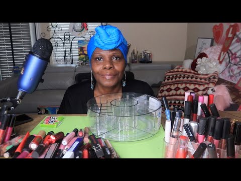 Organizing Lipsticks ASMR Makeup Carousel Organizer